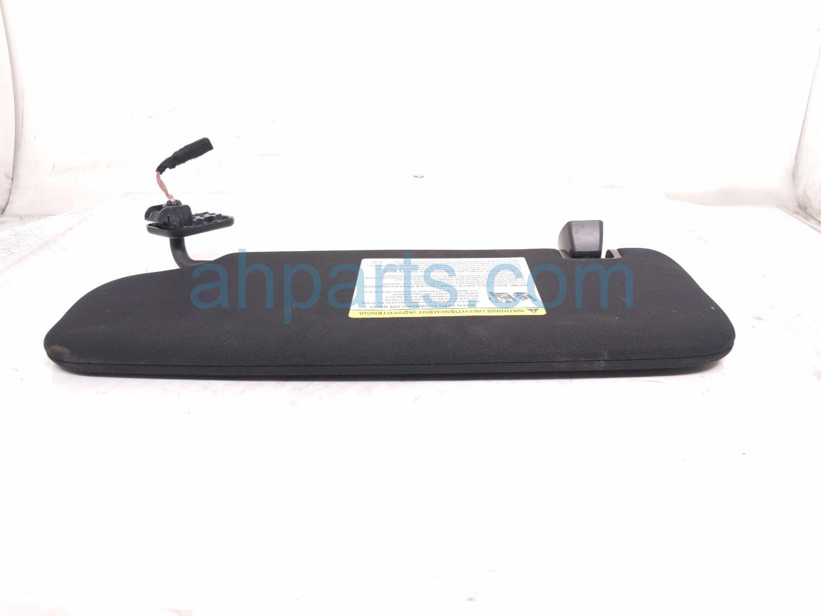 2020 Ford Explorer Passenger Sun Visor Black LB5Z 7804104 AD Replacement 2020 Ford Explorer Passenger Sun Visor Black LB5Z 7804104 AD Replacement thumbnail