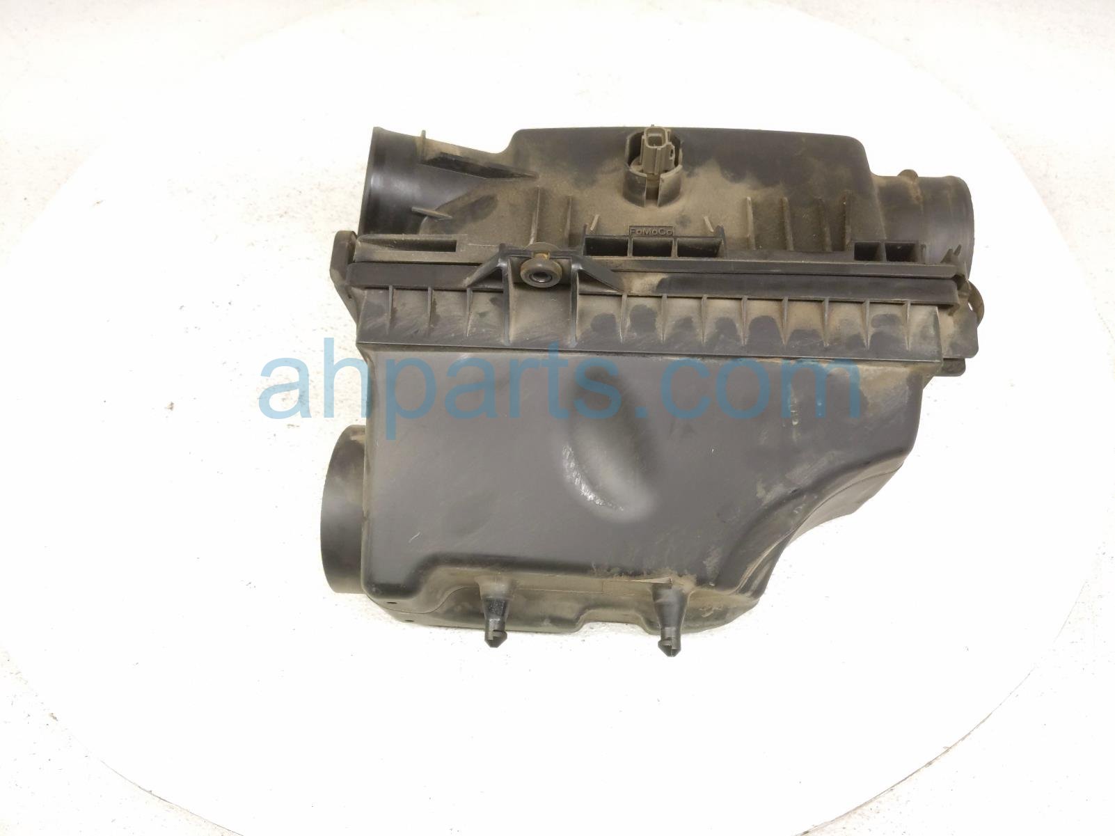 2020 Ford Explorer Air Cleaner Intake Box L1MZ 9600 N Replacement 2020 Ford Explorer Air Cleaner Intake Box L1MZ 9600 N Replacement thumbnail