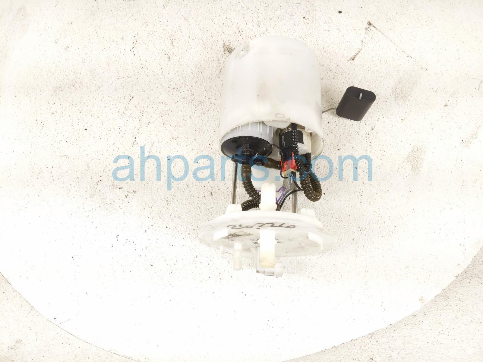 2020 Ford Explorer Gas / Fuel Pump (tank Mounted) L1MZ 9H307 PA Replacement 2020 Ford Explorer Gas / Fuel Pump (tank Mounted) L1MZ 9H307 PA Replacement thumbnail