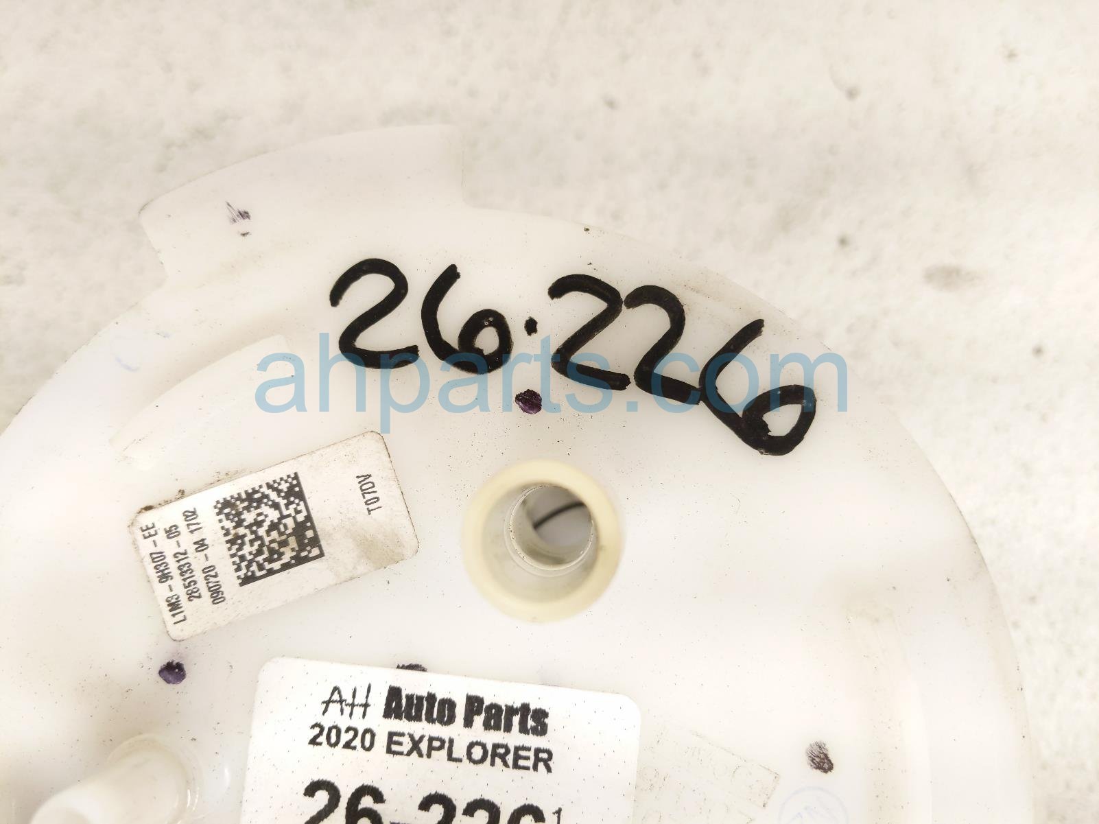 2020 Ford Explorer Gas / Fuel Pump (tank Mounted) L1MZ 9H307 PA Replacement 2020 Ford Explorer Gas / Fuel Pump (tank Mounted) L1MZ 9H307 PA Replacement thumbnail