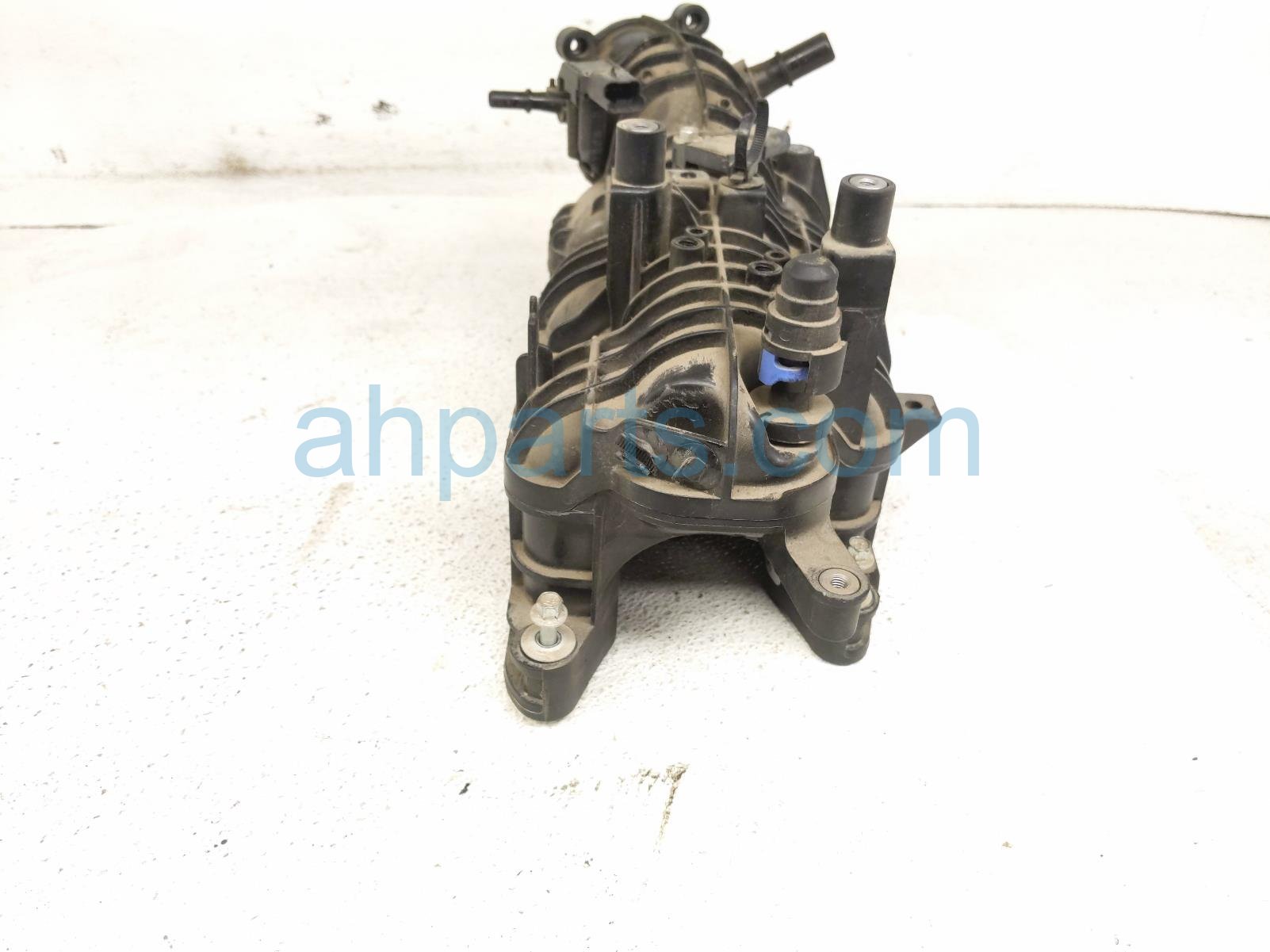 2020 Ford Explorer Upper Intake Manifold FT4Z 9424 E Replacement 2020 Ford Explorer Upper Intake Manifold FT4Z 9424 E Replacement thumbnail