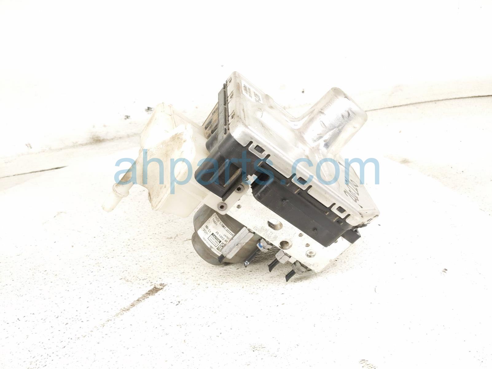 2020 Ford Explorer (anti Lock Brake) Abs/vsa Pump Modulator L1MZ 2005 F Replacement 2020 Ford Explorer (anti Lock Brake) Abs/vsa Pump Modulator L1MZ 2005 F Replacement thumbnail