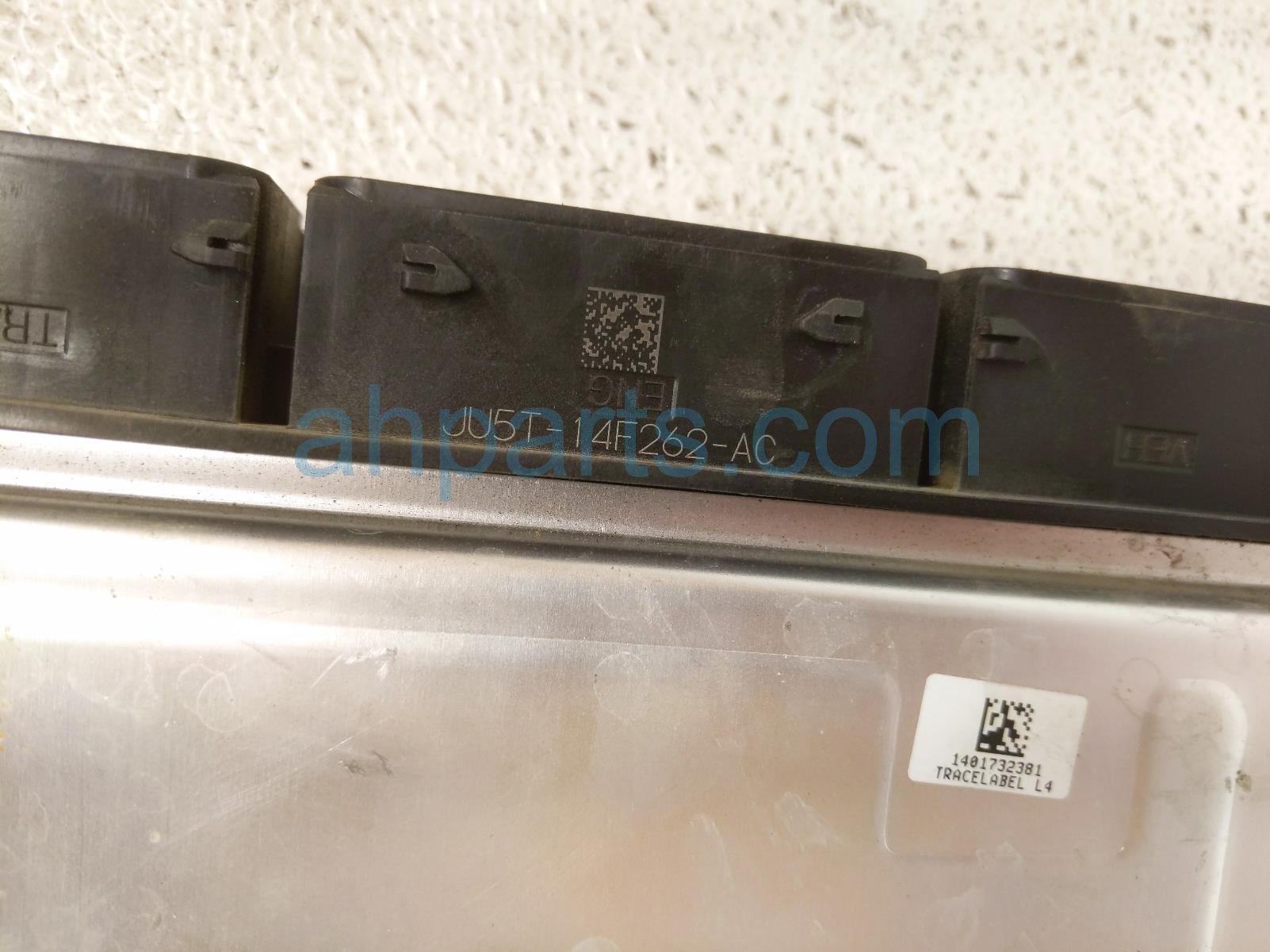 2020 Ford Explorer Ecu Control Module / Engine Computer Unit At LB5Z 12A650 HBNP Replacement 2020 Ford Explorer Ecu Control Module / Engine Computer Unit At LB5Z 12A650 HBNP Replacement thumbnail