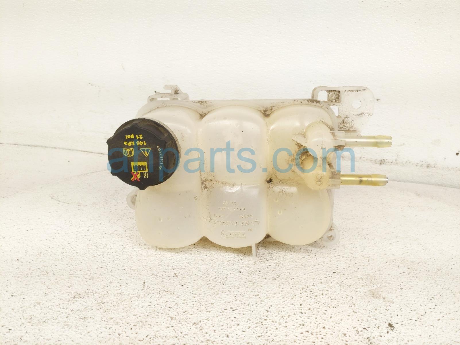 2020 Ford Explorer Coolant Overflow Reservoir Tank L1MZ 8A080 B Replacement 2020 Ford Explorer Coolant Overflow Reservoir Tank L1MZ 8A080 B Replacement thumbnail