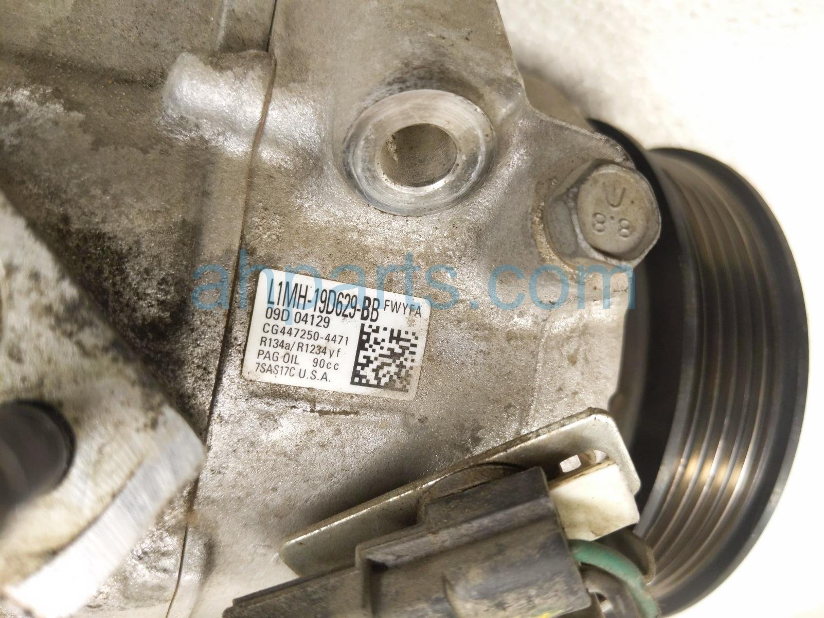 2020 Ford Explorer Air + Clutch Ac Pump / Compressor L1MZ 19703 K Replacement 2020 Ford Explorer Air + Clutch Ac Pump / Compressor L1MZ 19703 K Replacement thumbnail