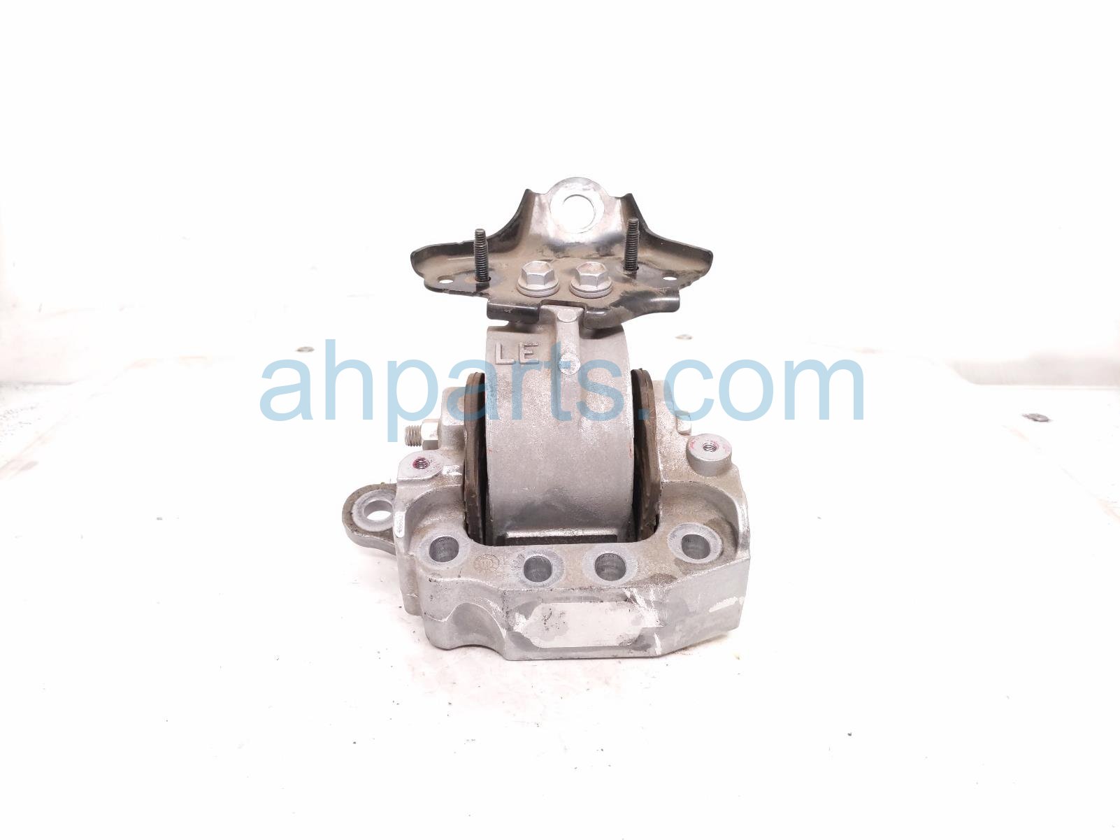 2020 Toyota Avalon Engine/motor Driver Transmission Mount 2.5l Hyb Fwd 12372 F0010 Replacement 2020 Toyota Avalon Engine/motor Driver Transmission Mount 2.5l Hyb Fwd 12372 F0010 Replacement thumbnail