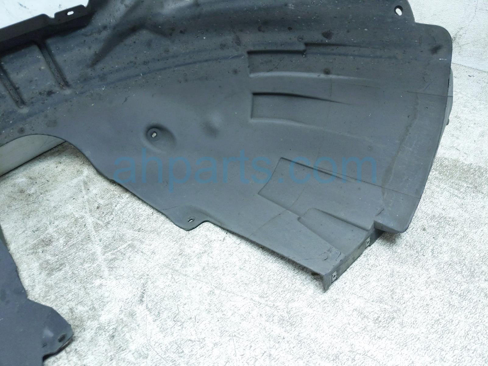 2023 Volkswagen Taos Front Passenger Inner Fender Liner 2GJ 805 912 E Replacement 2023 Volkswagen Taos Front Passenger Inner Fender Liner 2GJ 805 912 E Replacement thumbnail