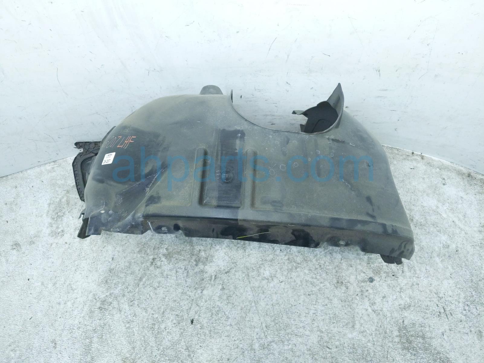 2023 Volkswagen Taos Front Driver Inner Fender Liner 2GJ 805 911 E Replacement 2023 Volkswagen Taos Front Driver Inner Fender Liner 2GJ 805 911 E Replacement thumbnail