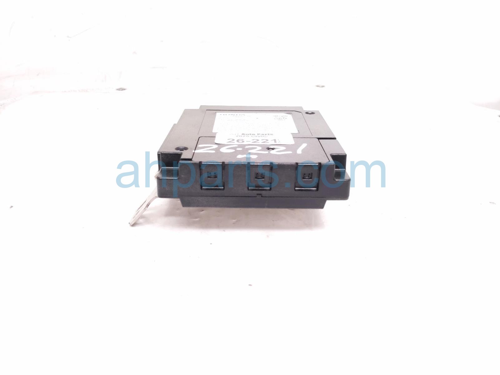 2025 Honda Civic Telematics Transceiver Control Unit 8B100 T20 A25 Replacement 2025 Honda Civic Telematics Transceiver Control Unit 8B100 T20 A25 Replacement thumbnail