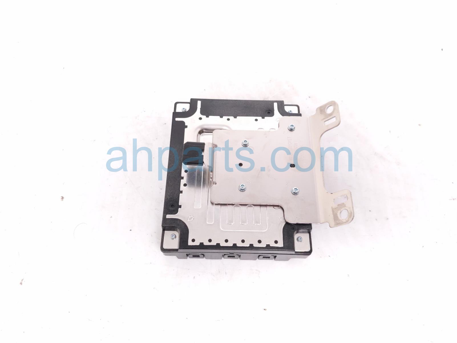 2025 Honda Civic Telematics Transceiver Control Unit 8B100 T20 A25 Replacement 2025 Honda Civic Telematics Transceiver Control Unit 8B100 T20 A25 Replacement thumbnail