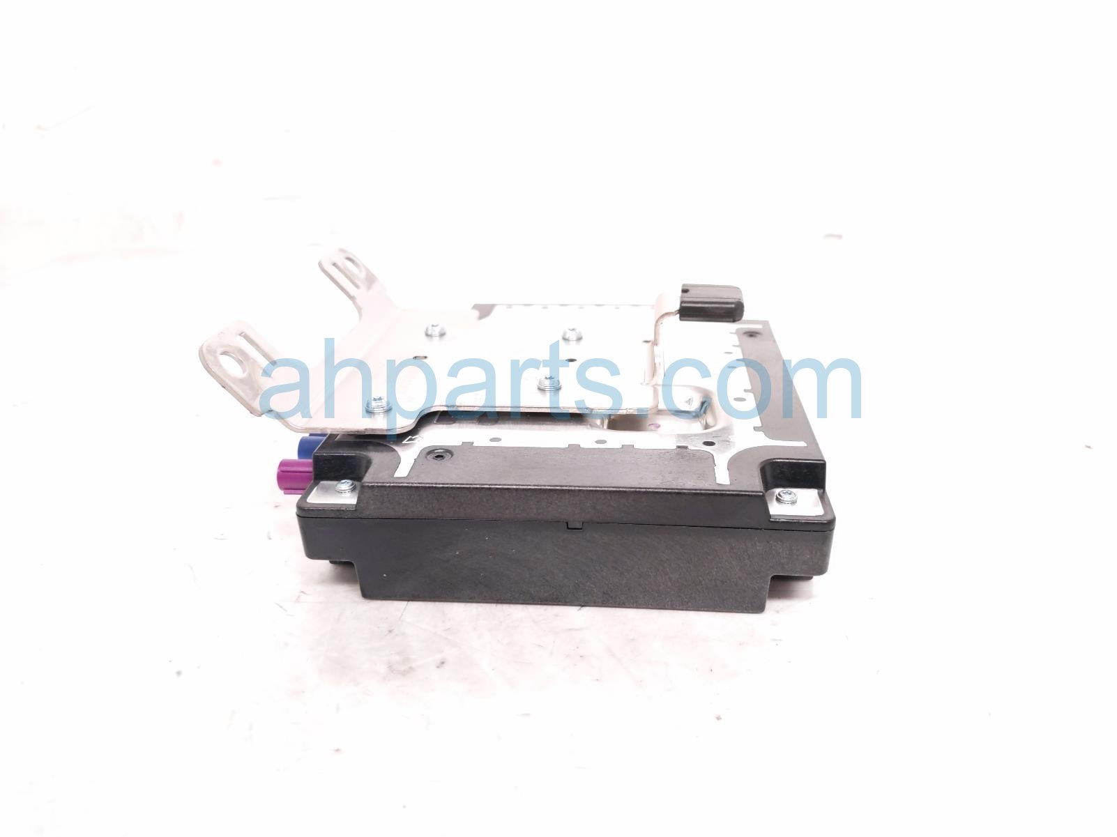 2025 Honda Civic Telematics Transceiver Control Unit 8B100 T20 A25 Replacement 2025 Honda Civic Telematics Transceiver Control Unit 8B100 T20 A25 Replacement thumbnail