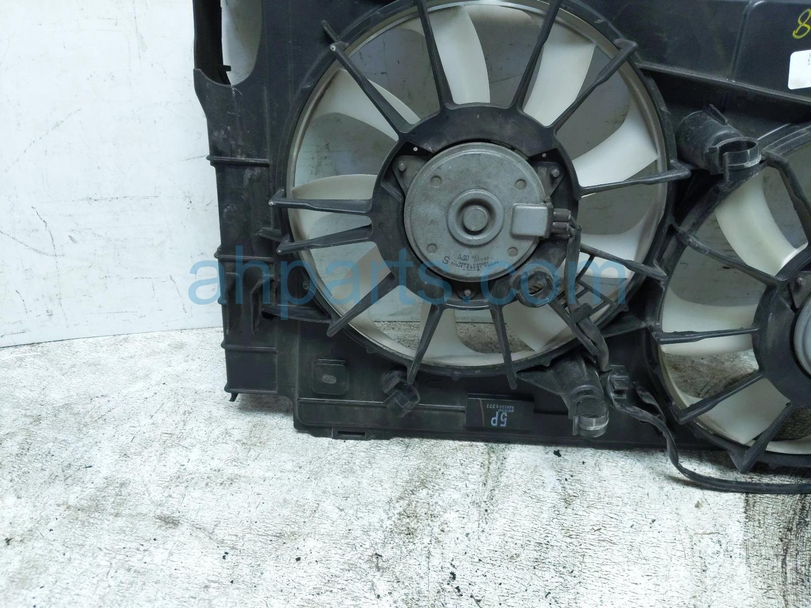2014 Toyota Prius Cooling Radiator Fan Assembly 16711 37040 Replacement 2014 Toyota Prius Cooling Radiator Fan Assembly 16711 37040 Replacement thumbnail