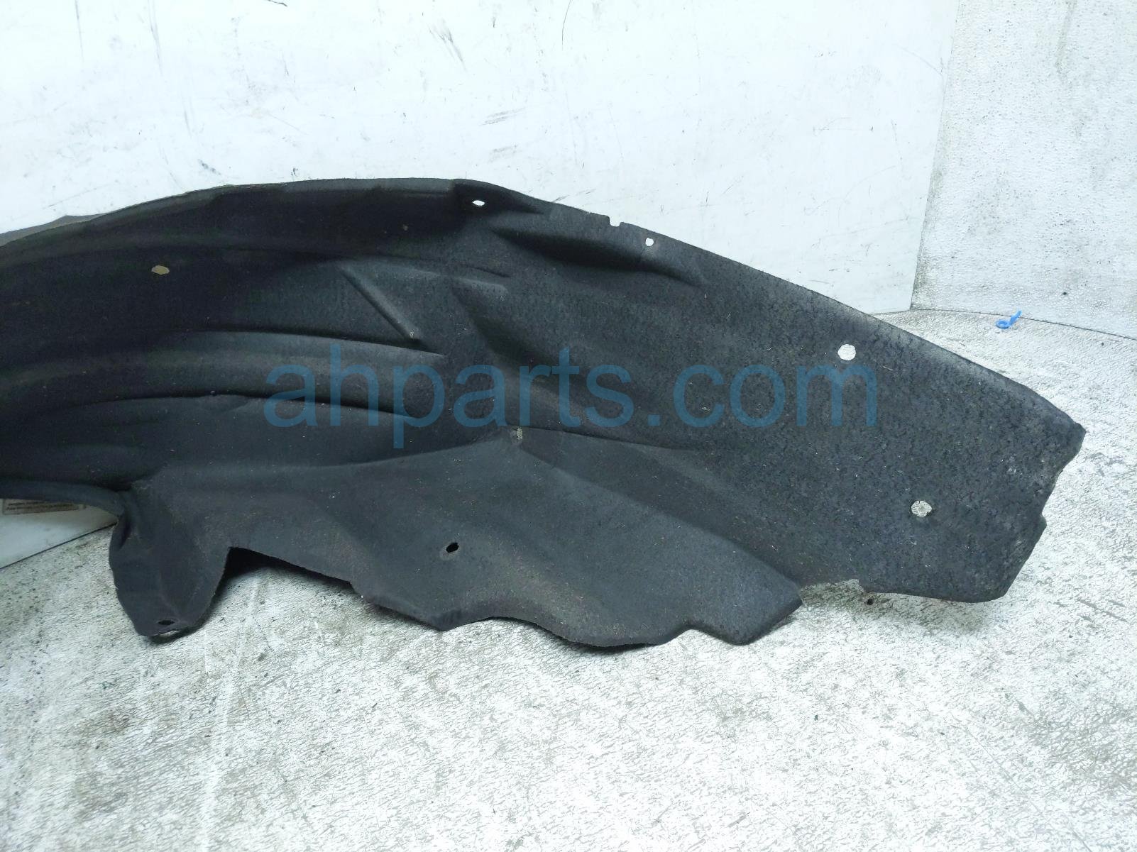 2020 Toyota Avalon Rear Driver Inner Fender Liner Hybrid 65638 07030 Replacement 2020 Toyota Avalon Rear Driver Inner Fender Liner Hybrid 65638 07030 Replacement thumbnail