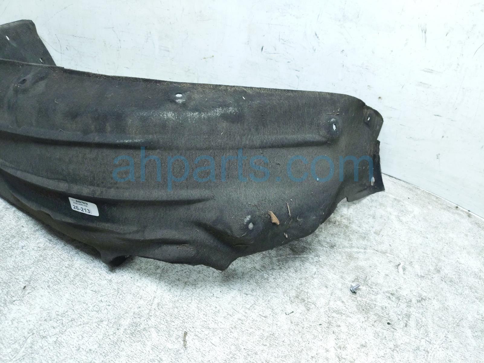 2020 Toyota Avalon Rear Driver Inner Fender Liner Hybrid 65638 07030 Replacement 2020 Toyota Avalon Rear Driver Inner Fender Liner Hybrid 65638 07030 Replacement thumbnail