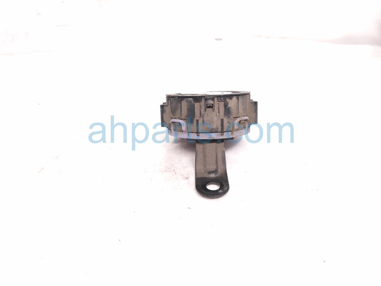 2014 Toyota Prius Vehicle Proximity Warning Speaker 86570 47010 Replacement 2014 Toyota Prius Vehicle Proximity Warning Speaker 86570 47010 Replacement thumbnail