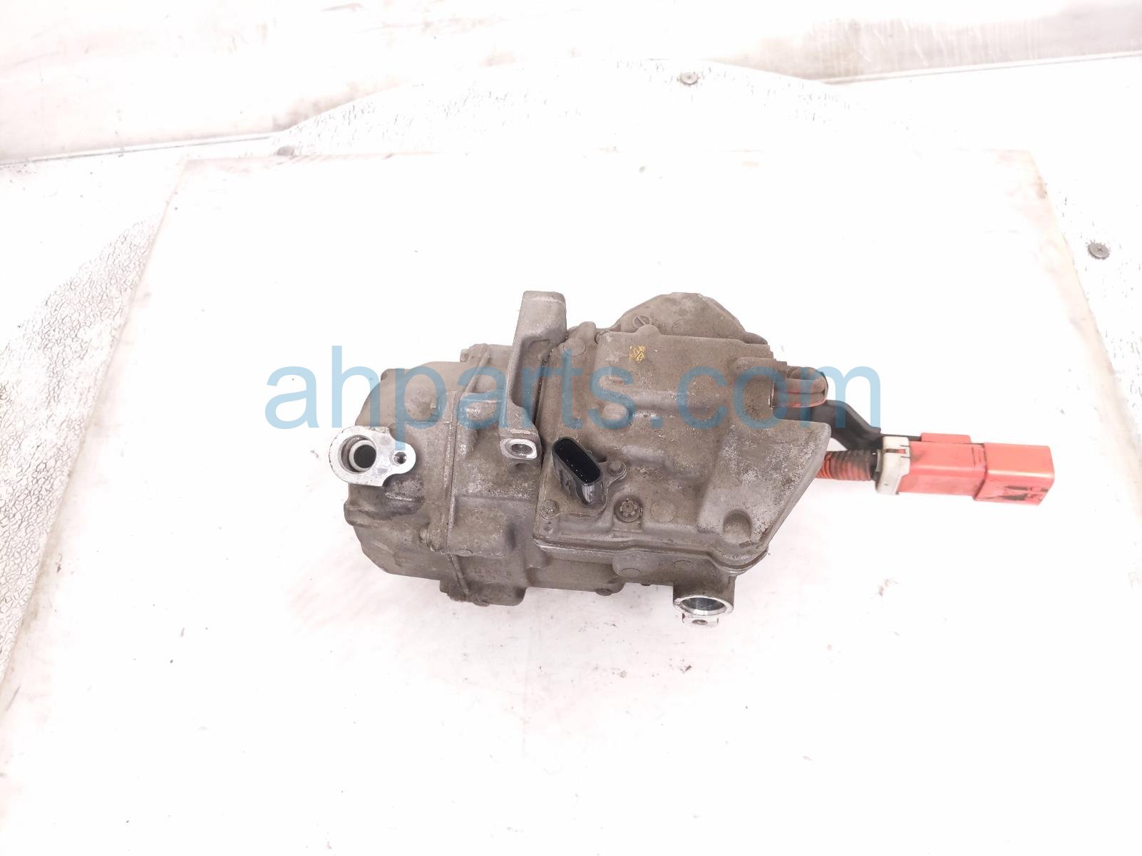 2014 Toyota Prius + Clutch Ac Pump / Air Compressor 88370 47082 Replacement 2014 Toyota Prius + Clutch Ac Pump / Air Compressor 88370 47082 Replacement thumbnail