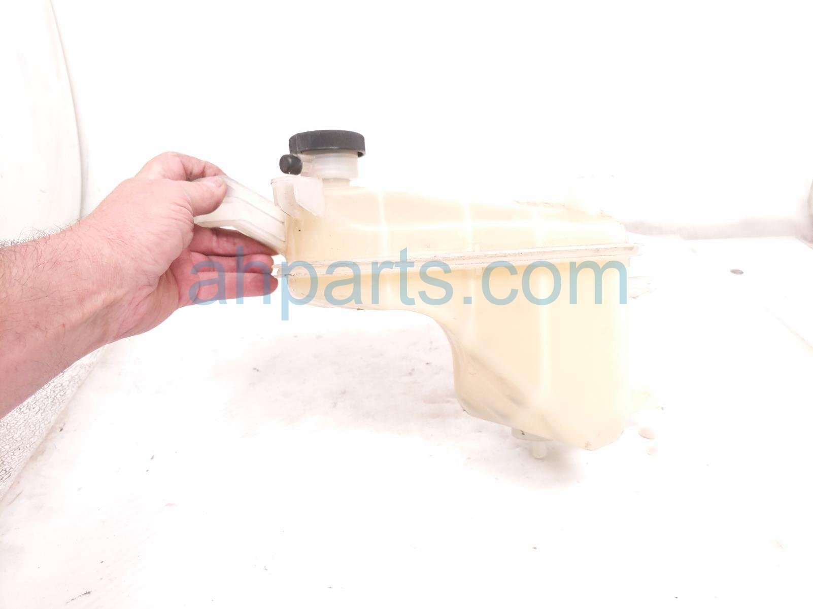 2014 Toyota Prius Coolant Overflow Reservoir Tank 16480 28080 Replacement 2014 Toyota Prius Coolant Overflow Reservoir Tank 16480 28080 Replacement thumbnail