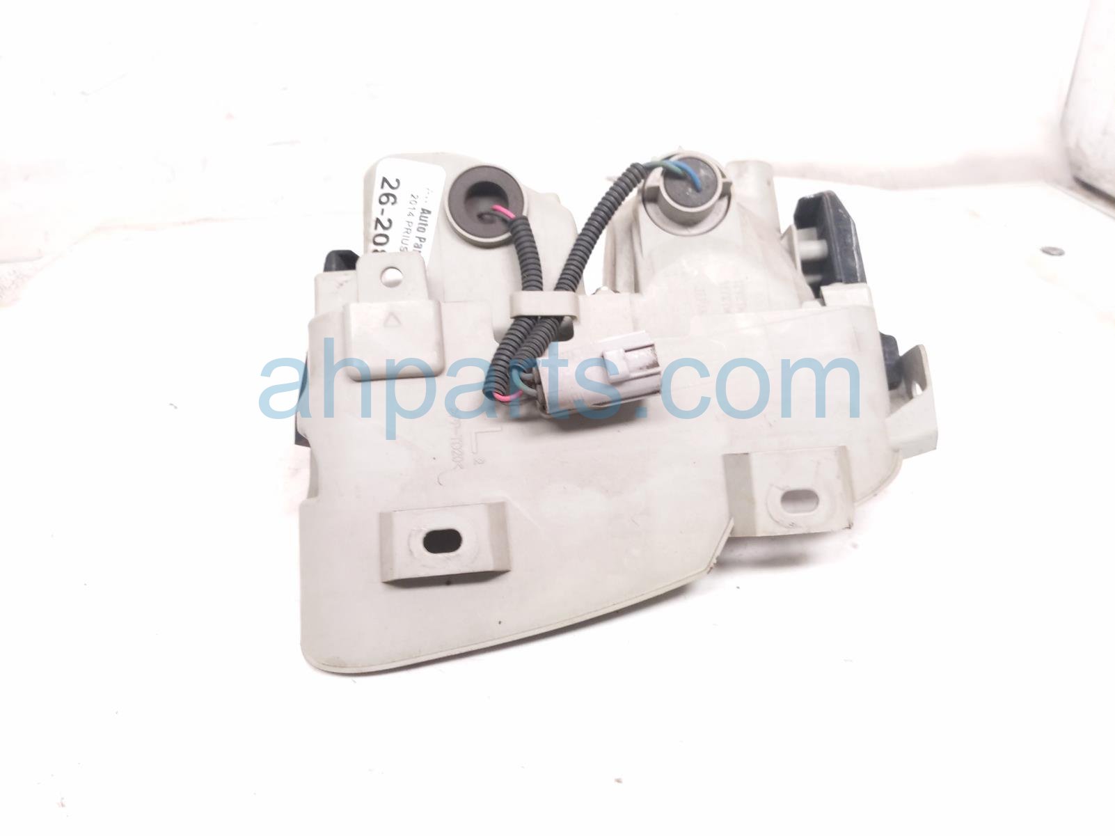2014 Toyota Prius Driver Fog/turn Signal Lamp Assy 81521 47060 Replacement 2014 Toyota Prius Driver Fog/turn Signal Lamp Assy 81521 47060 Replacement thumbnail