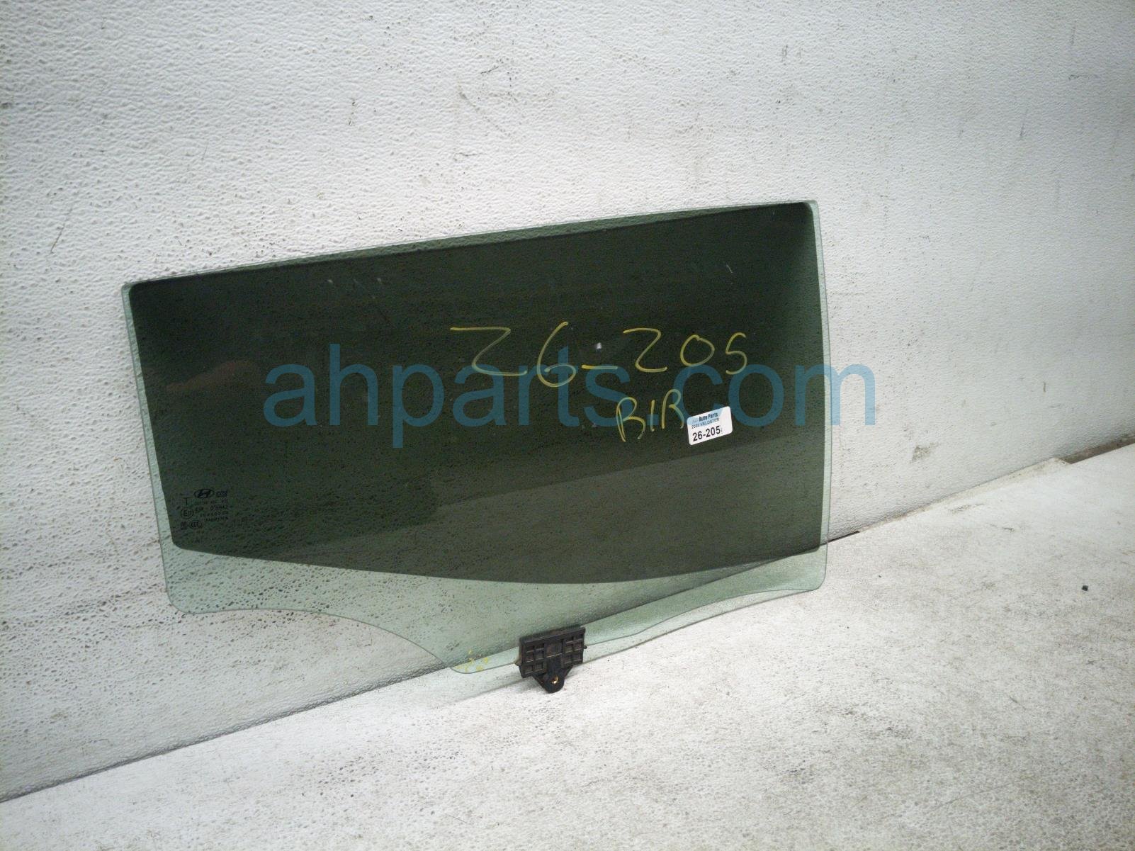 2020 Hyundai Veloster Rear Passenger Door Glass Window 83420 J3000 Replacement 2020 Hyundai Veloster Rear Passenger Door Glass Window 83420 J3000 Replacement thumbnail