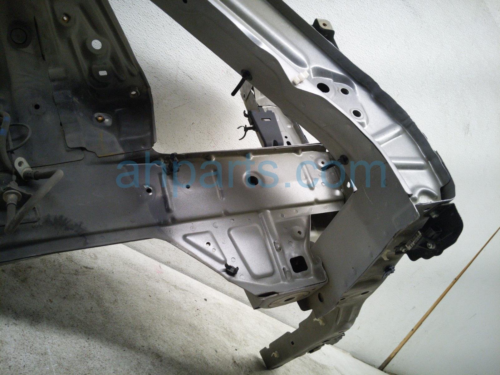 2018 Honda Odyssey Passenger Apron Frame Rail Cut Silver 60650 THR A00ZZ Replacement 2018 Honda Odyssey Passenger Apron Frame Rail Cut Silver 60650 THR A00ZZ Replacement thumbnail