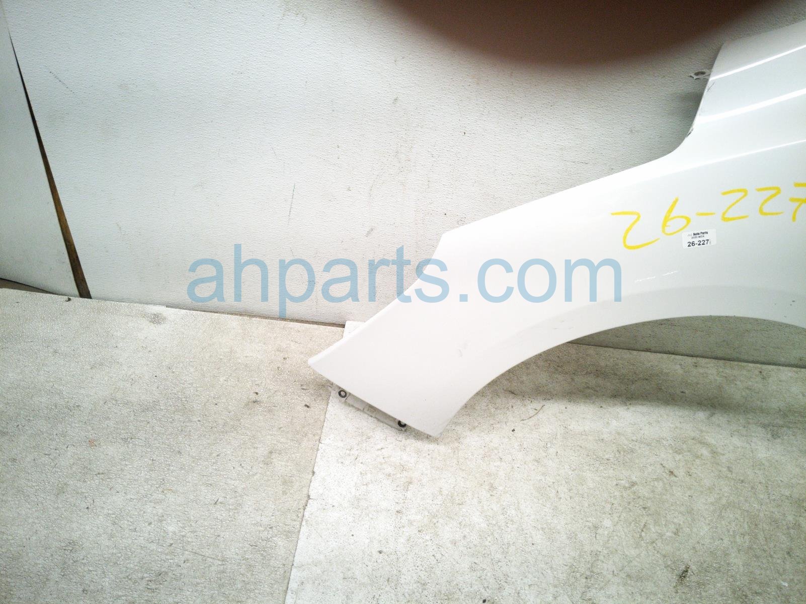 2020 Acura MDX Front Driver Fender White 60260 TZ5 A91ZZ Replacement 2020 Acura MDX Front Driver Fender White 60260 TZ5 A91ZZ Replacement thumbnail