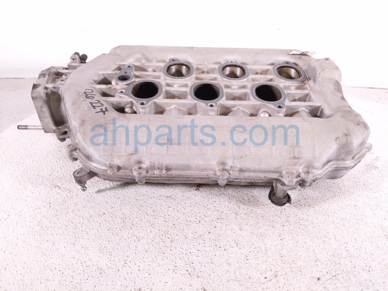 2020 Acura MDX Upper Intake Manifold 17160 R9P A00 Replacement 2020 Acura MDX Upper Intake Manifold 17160 R9P A00 Replacement thumbnail