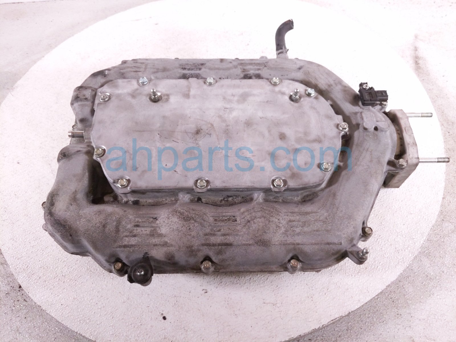 2020 Acura MDX Upper Intake Manifold 17160 R9P A00 Replacement 2020 Acura MDX Upper Intake Manifold 17160 R9P A00 Replacement thumbnail