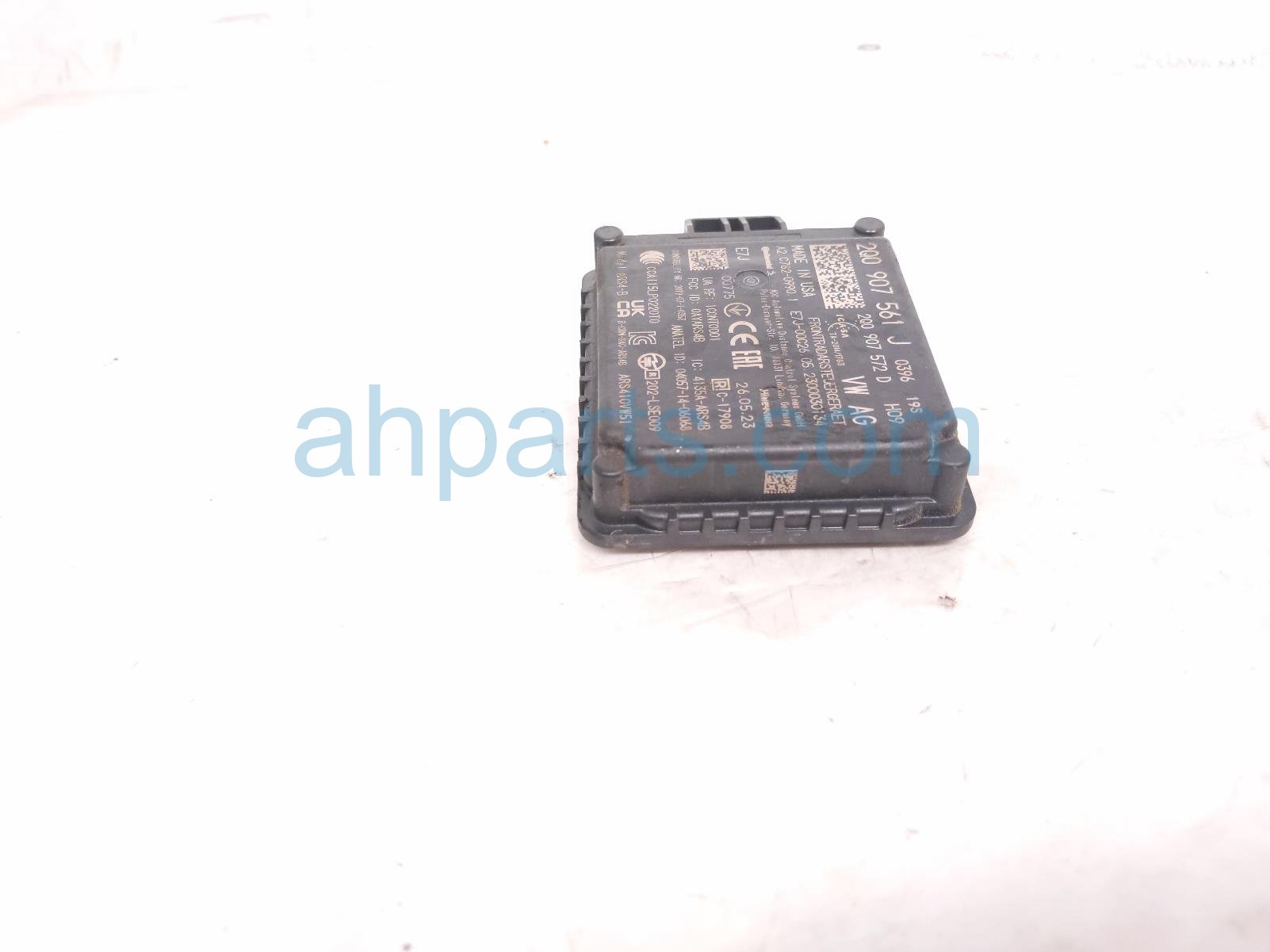 2023 Volkswagen Taos Front Adaptive Cruise Radar Unit 2Q0 907 561 J Replacement 2023 Volkswagen Taos Front Adaptive Cruise Radar Unit 2Q0 907 561 J Replacement thumbnail