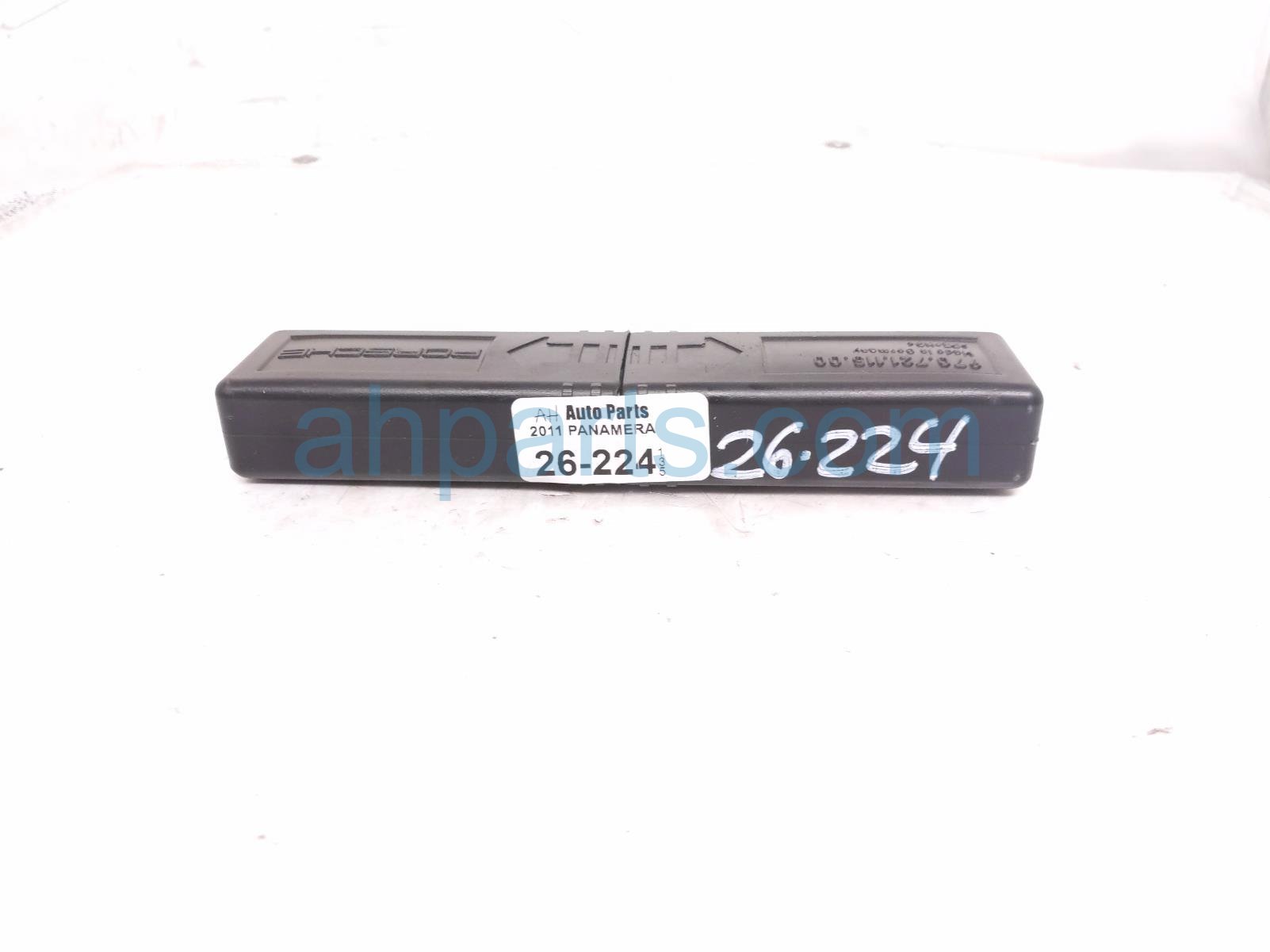 2011 Porsche Panamera Multi purpose Tool Set 970 721 115 01 Replacement 2011 Porsche Panamera Multi purpose Tool Set 970 721 115 01 Replacement thumbnail
