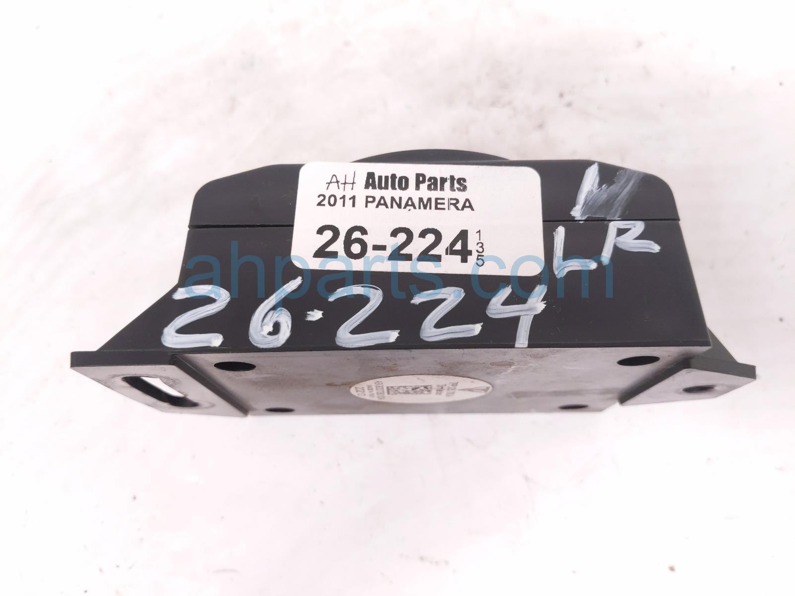 2011 Porsche Panamera Rear Driver Warning Speaker Unit 9A7 035 709 00 Replacement 2011 Porsche Panamera Rear Driver Warning Speaker Unit 9A7 035 709 00 Replacement thumbnail
