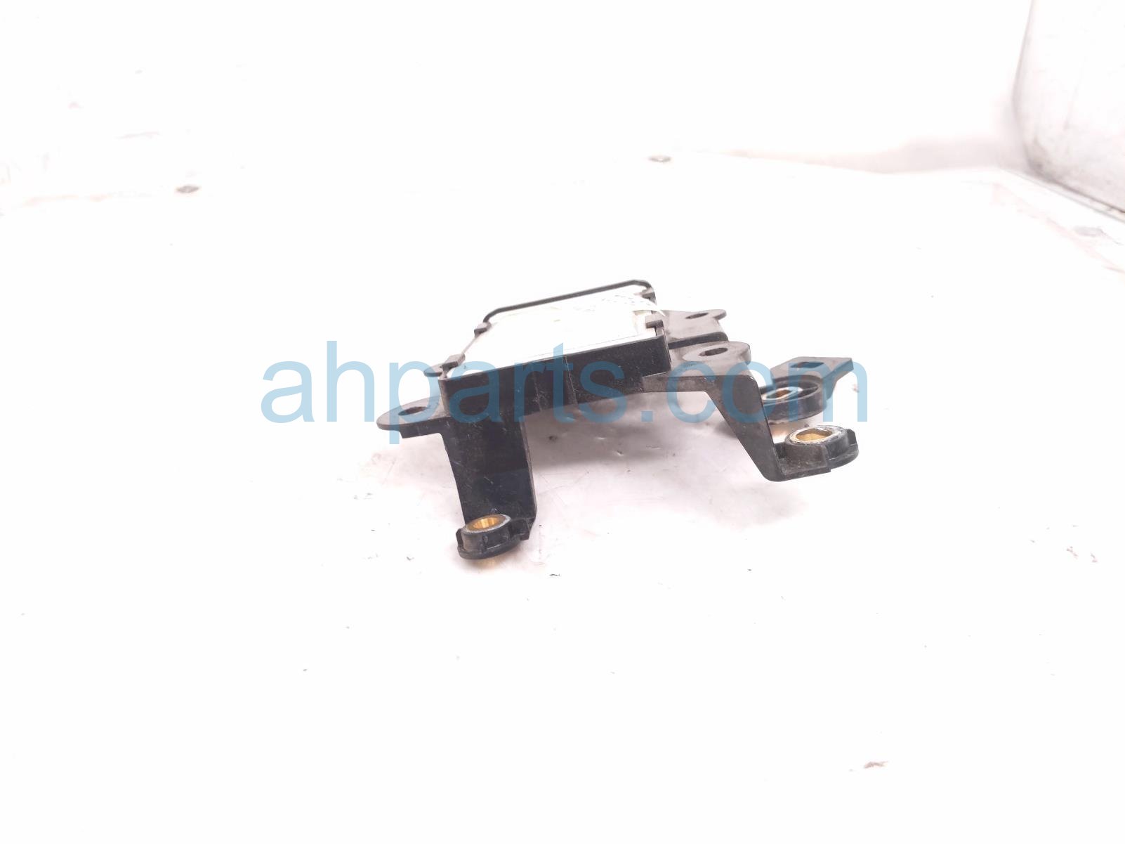 2024 Acura Integra Rear Driver Blind Spot Radar Sensor 8S461 31M A11 Replacement 2024 Acura Integra Rear Driver Blind Spot Radar Sensor 8S461 31M A11 Replacement thumbnail