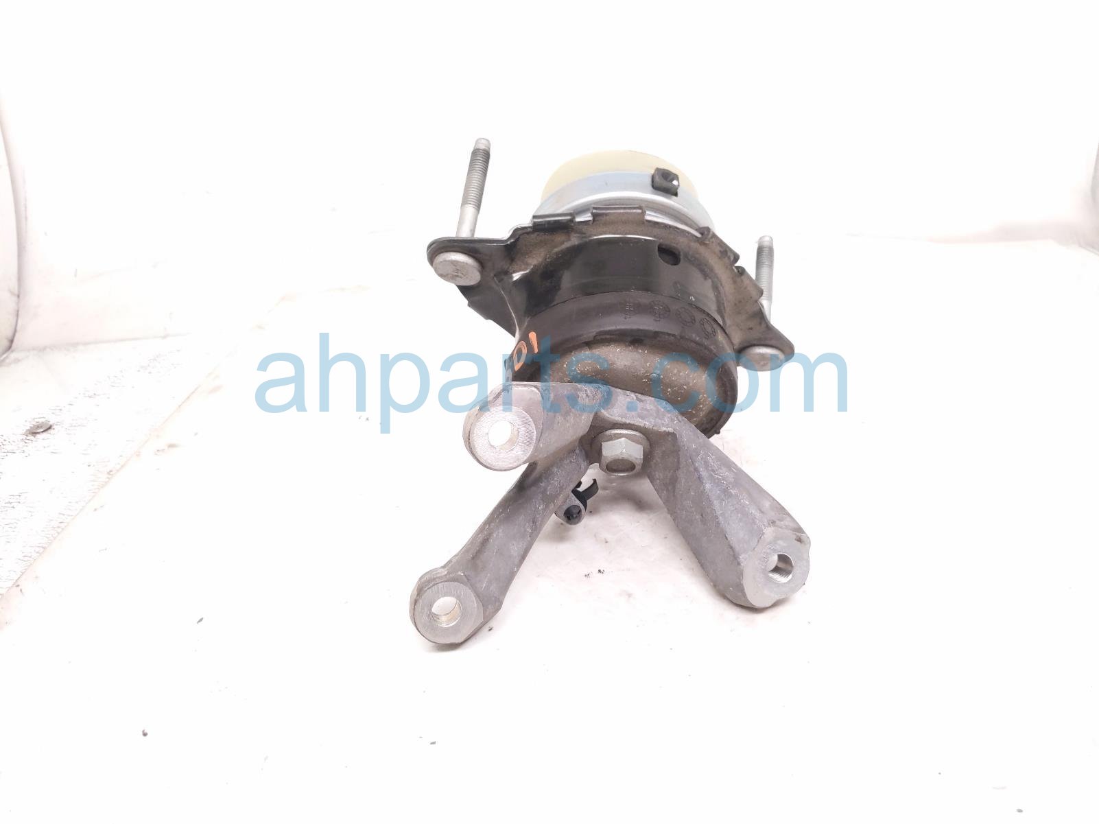 2024 Chevy Corvette Engine/motor Front Passenger Engine Mount 6.2l A/t 85550977 Replacement 2024 Chevy Corvette Engine/motor Front Passenger Engine Mount 6.2l A/t 85550977 Replacement thumbnail