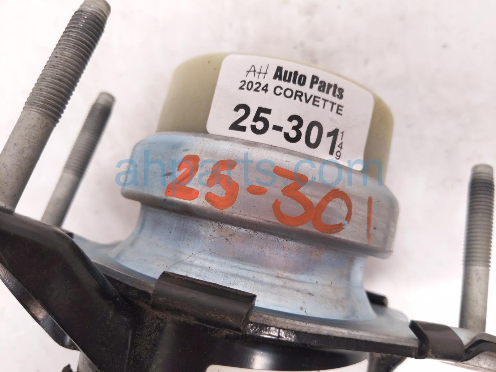2024 Chevy Corvette Engine/motor Front Passenger Engine Mount 6.2l A/t 85550977 Replacement 2024 Chevy Corvette Engine/motor Front Passenger Engine Mount 6.2l A/t 85550977 Replacement thumbnail