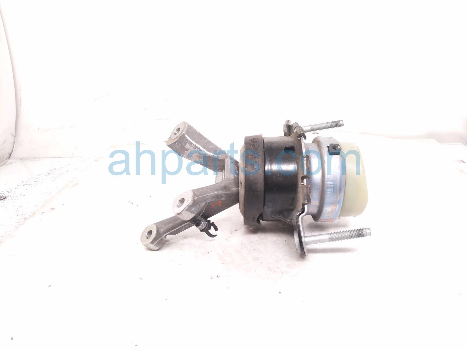 2024 Chevy Corvette Engine/motor Front Driver Engine Mount 6.2l A/t 85550976 Replacement 2024 Chevy Corvette Engine/motor Front Driver Engine Mount 6.2l A/t 85550976 Replacement thumbnail