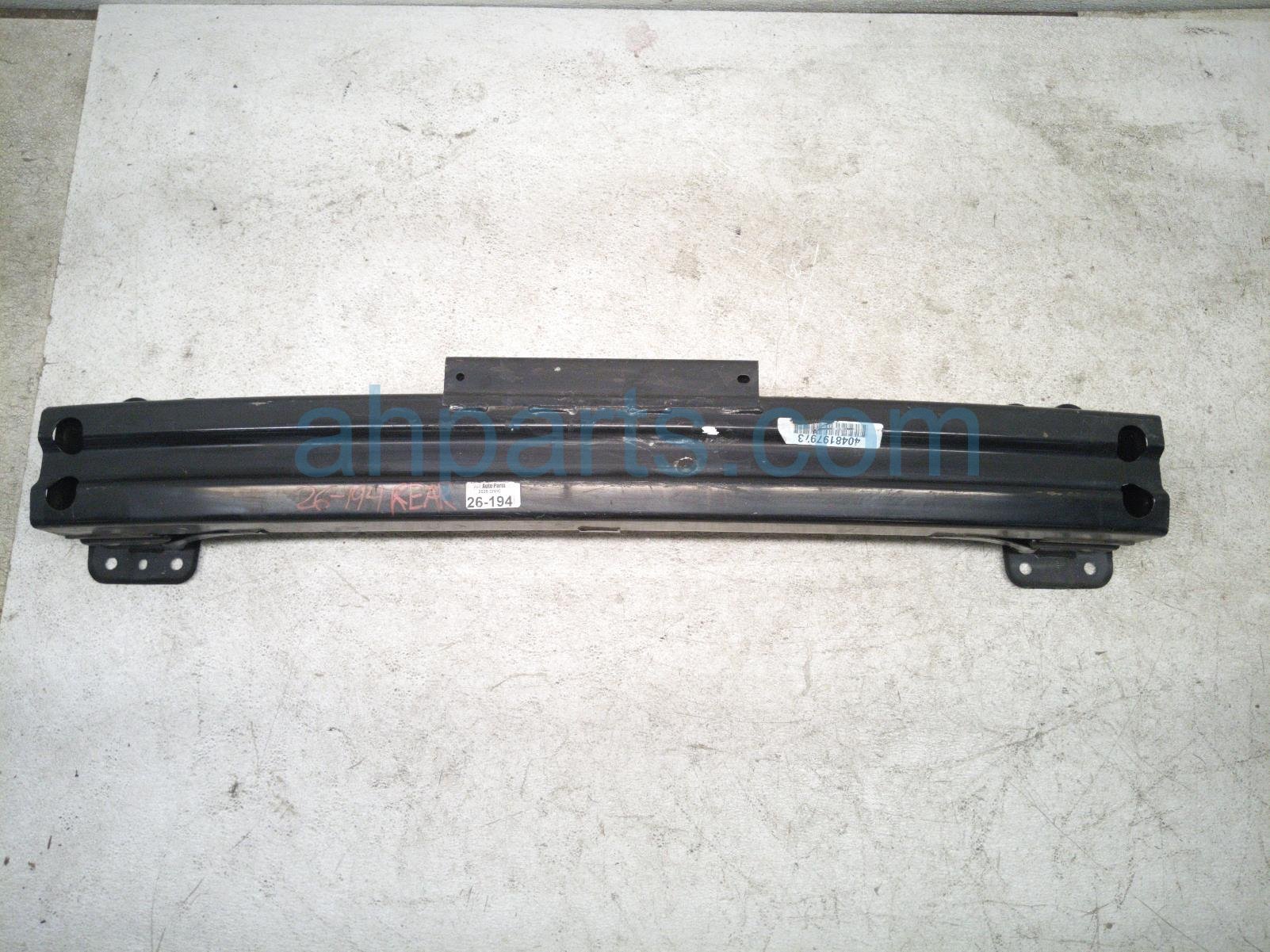 Honda REAR BUMPER REINFORCEMENT BAR