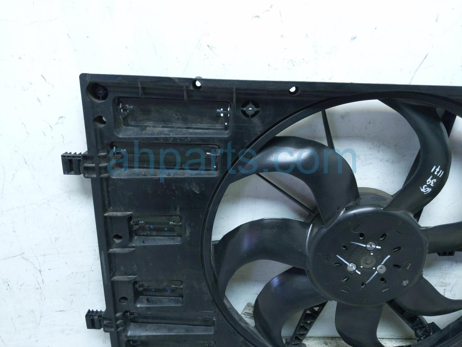 2023 Volkswagen Taos Cooling Radiator Fan Assembly 5QM 121 203 H Replacement 2023 Volkswagen Taos Cooling Radiator Fan Assembly 5QM 121 203 H Replacement thumbnail