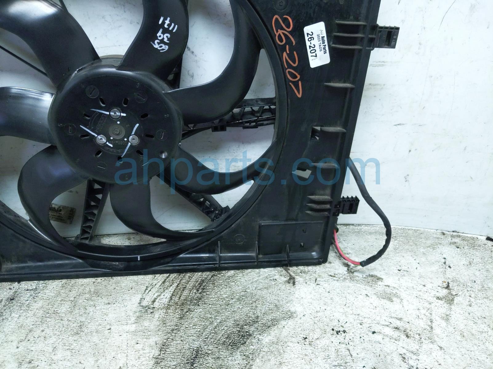 2023 Volkswagen Taos Cooling Radiator Fan Assembly 5QM 121 203 H Replacement 2023 Volkswagen Taos Cooling Radiator Fan Assembly 5QM 121 203 H Replacement thumbnail