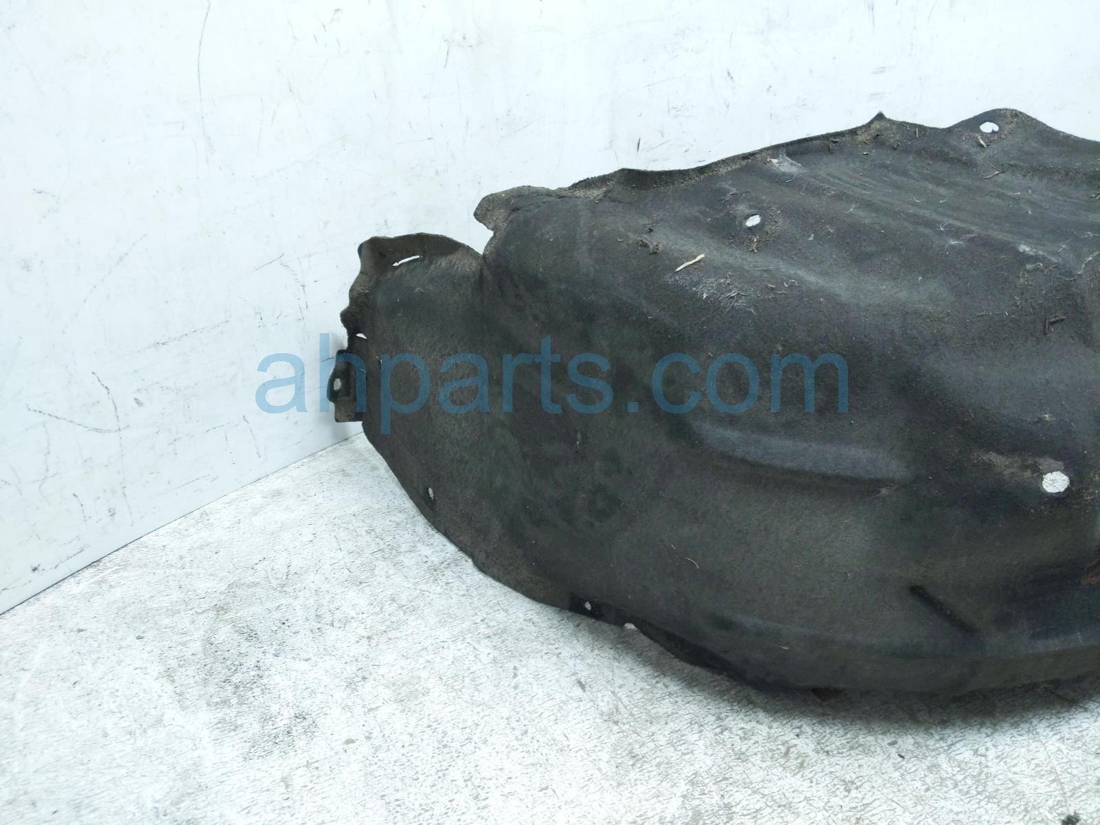 2020 Toyota Avalon Rear Passenger Inner Fender Liner Hybrid 65637 07030 Replacement 2020 Toyota Avalon Rear Passenger Inner Fender Liner Hybrid 65637 07030 Replacement thumbnail