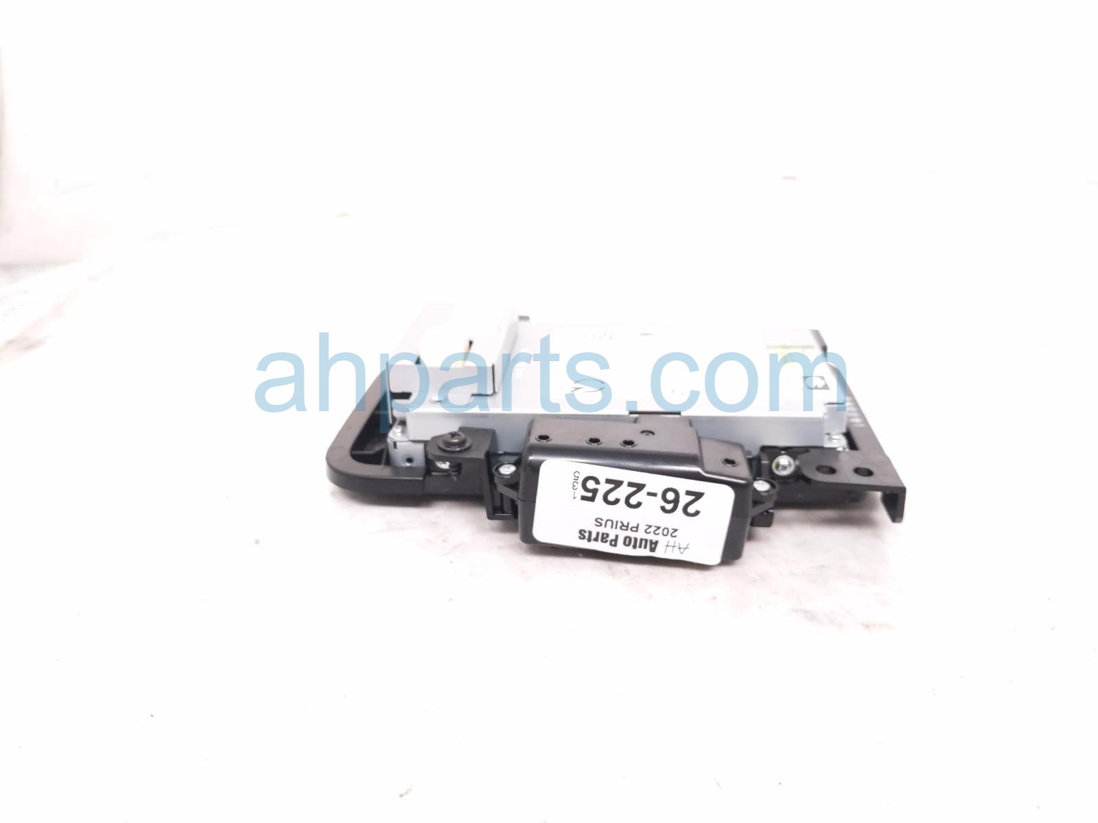2022 Toyota Prius Wireless Phone Charger Unit Prime 861C0 47031 C0 Replacement 2022 Toyota Prius Wireless Phone Charger Unit Prime 861C0 47031 C0 Replacement thumbnail