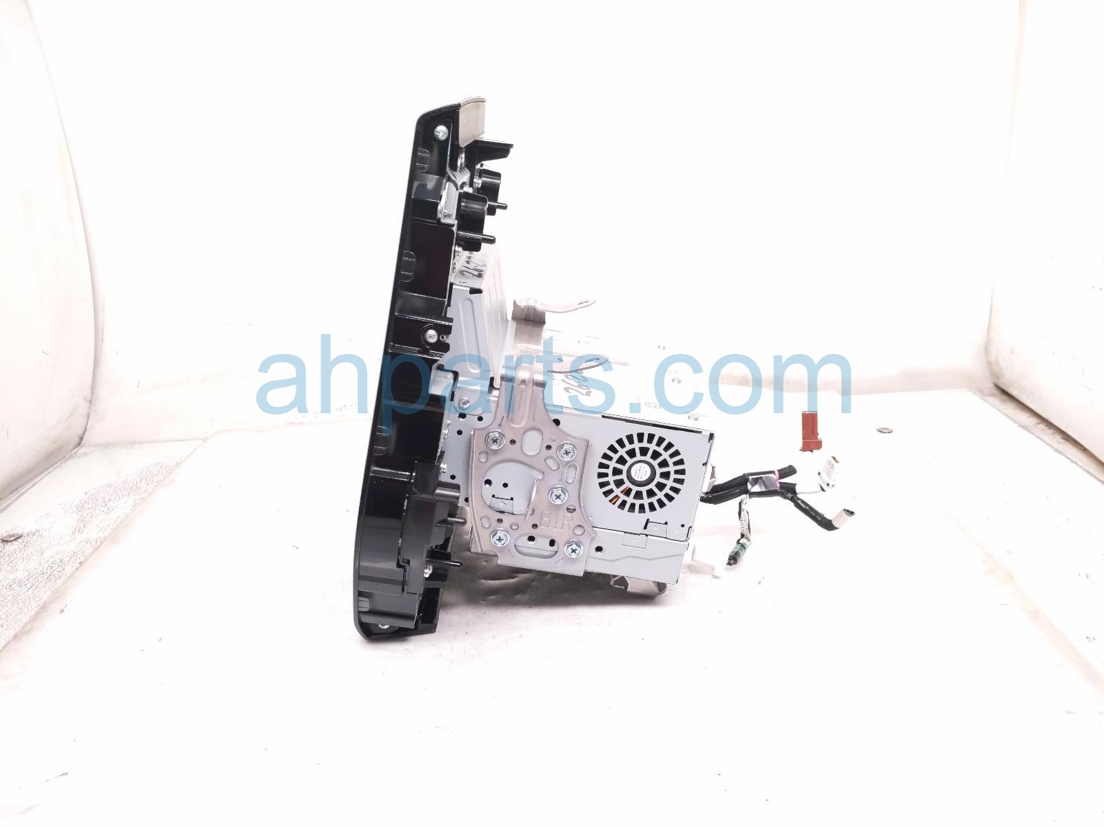 2022 Toyota Prius Navigation & Radio Screen Unit E7057 86100 47724 Replacement 2022 Toyota Prius Navigation & Radio Screen Unit E7057 86100 47724 Replacement thumbnail