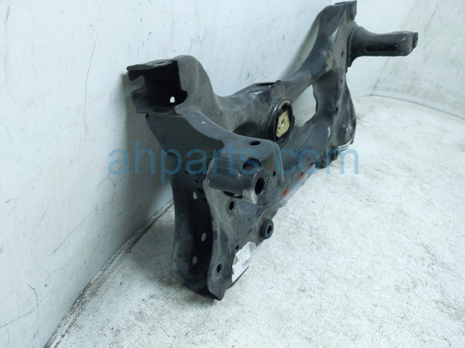 2023 Volkswagen Taos Crossmember Front Engine Sub Frame / Cradle *fwd 5QM 199 315 A Replacement 2023 Volkswagen Taos Crossmember Front Engine Sub Frame / Cradle *fwd 5QM 199 315 A Replacement thumbnail