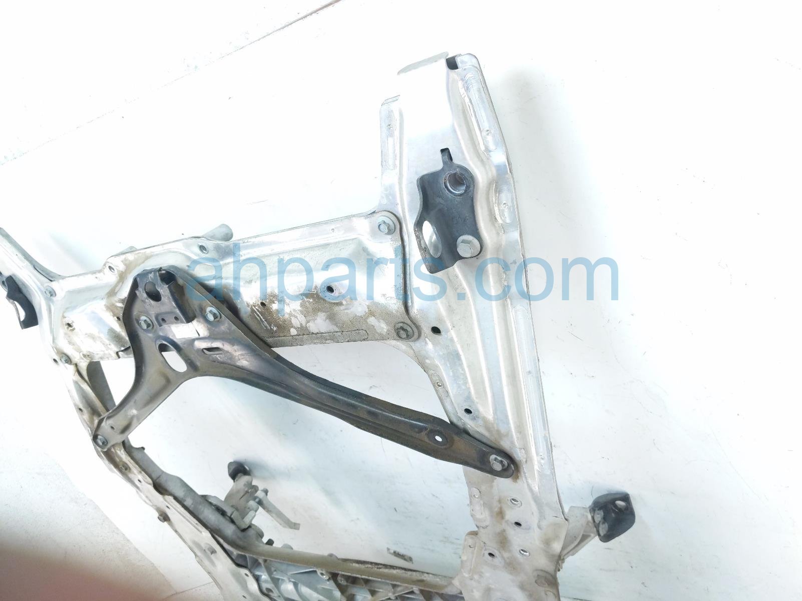 2021 Acura TLX Crossmember Front Sub Frame / Engine Cradle 50200 TGZ A01 Replacement 2021 Acura TLX Crossmember Front Sub Frame / Engine Cradle 50200 TGZ A01 Replacement thumbnail