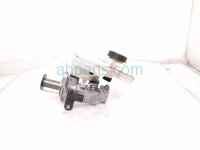Volkswagen BRAKE MASTER CYLINDER W/RESERVOIR Volkswagen BRAKE MASTER CYLINDER W/RESERVOIR