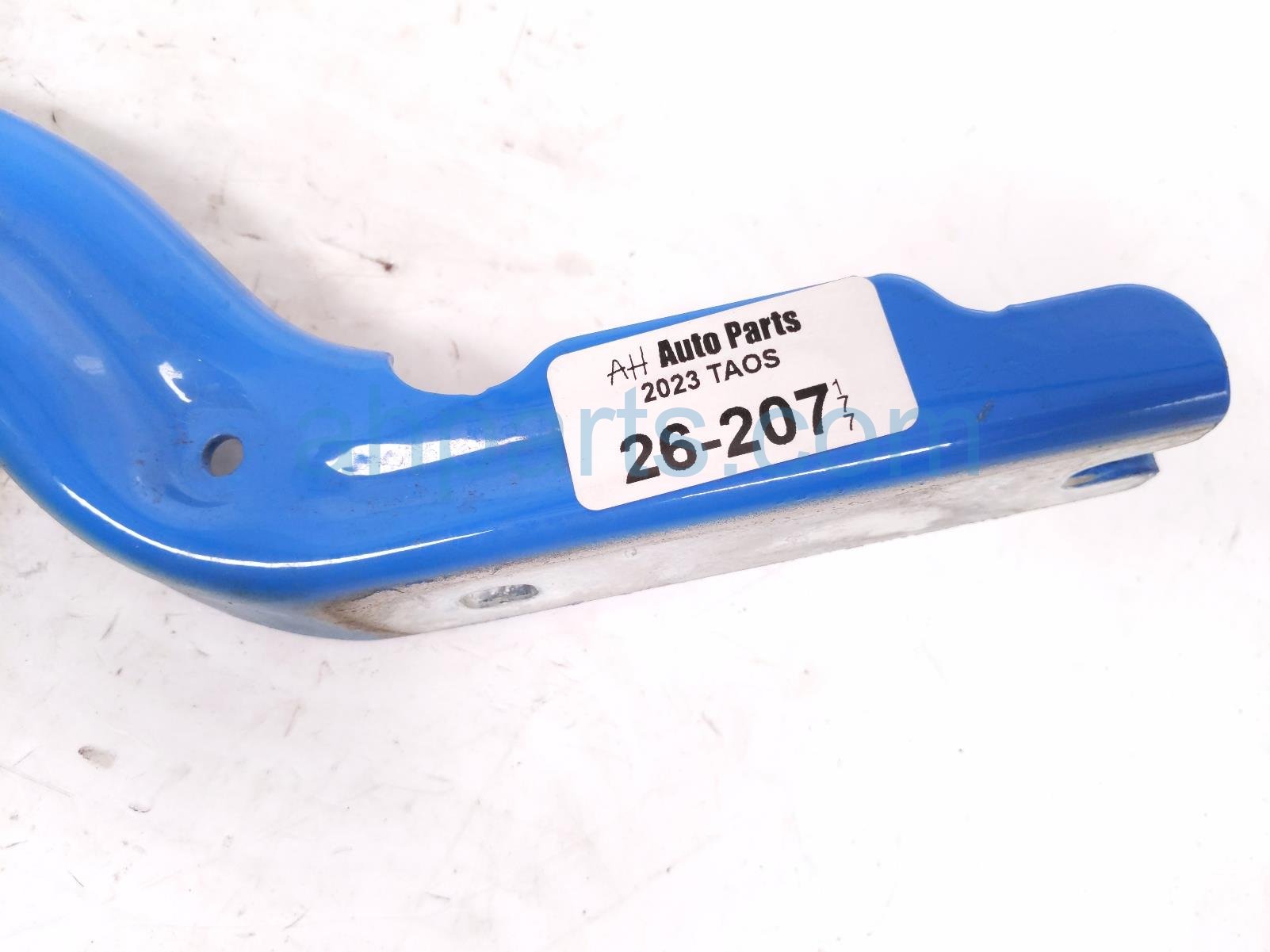 2023 Volkswagen Taos Driver Hood Hinge Blue 2GJ 823 301 A Replacement 2023 Volkswagen Taos Driver Hood Hinge Blue 2GJ 823 301 A Replacement thumbnail