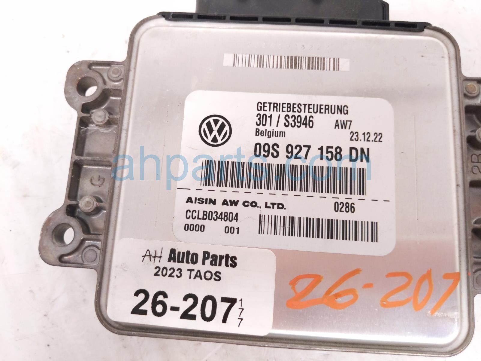 2023 Volkswagen Taos A/t Transmission Control Module 09S 927 158 DN Replacement 2023 Volkswagen Taos A/t Transmission Control Module 09S 927 158 DN Replacement thumbnail