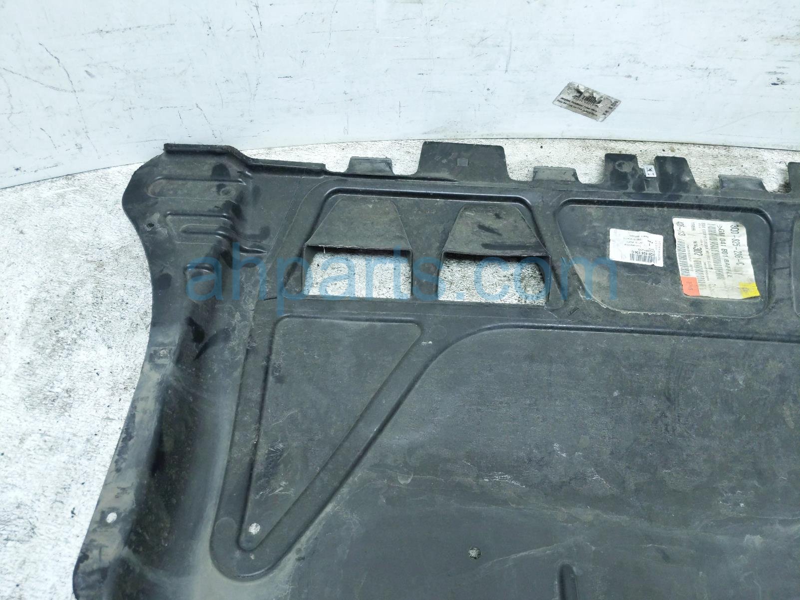 2023 Volkswagen Taos Front Under Engine Splash Shield 3Q0 825 236 C Replacement 2023 Volkswagen Taos Front Under Engine Splash Shield 3Q0 825 236 C Replacement thumbnail