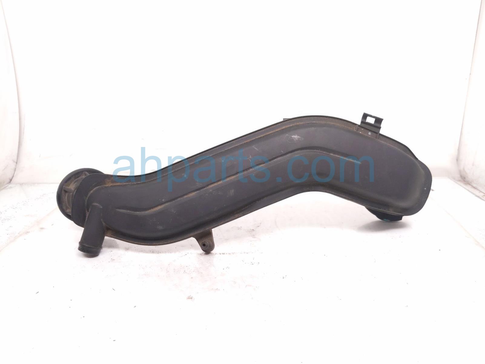 2023 Volkswagen Taos Intercooler Pipe 1.5t 05E 145 673 Q Replacement 2023 Volkswagen Taos Intercooler Pipe 1.5t 05E 145 673 Q Replacement thumbnail