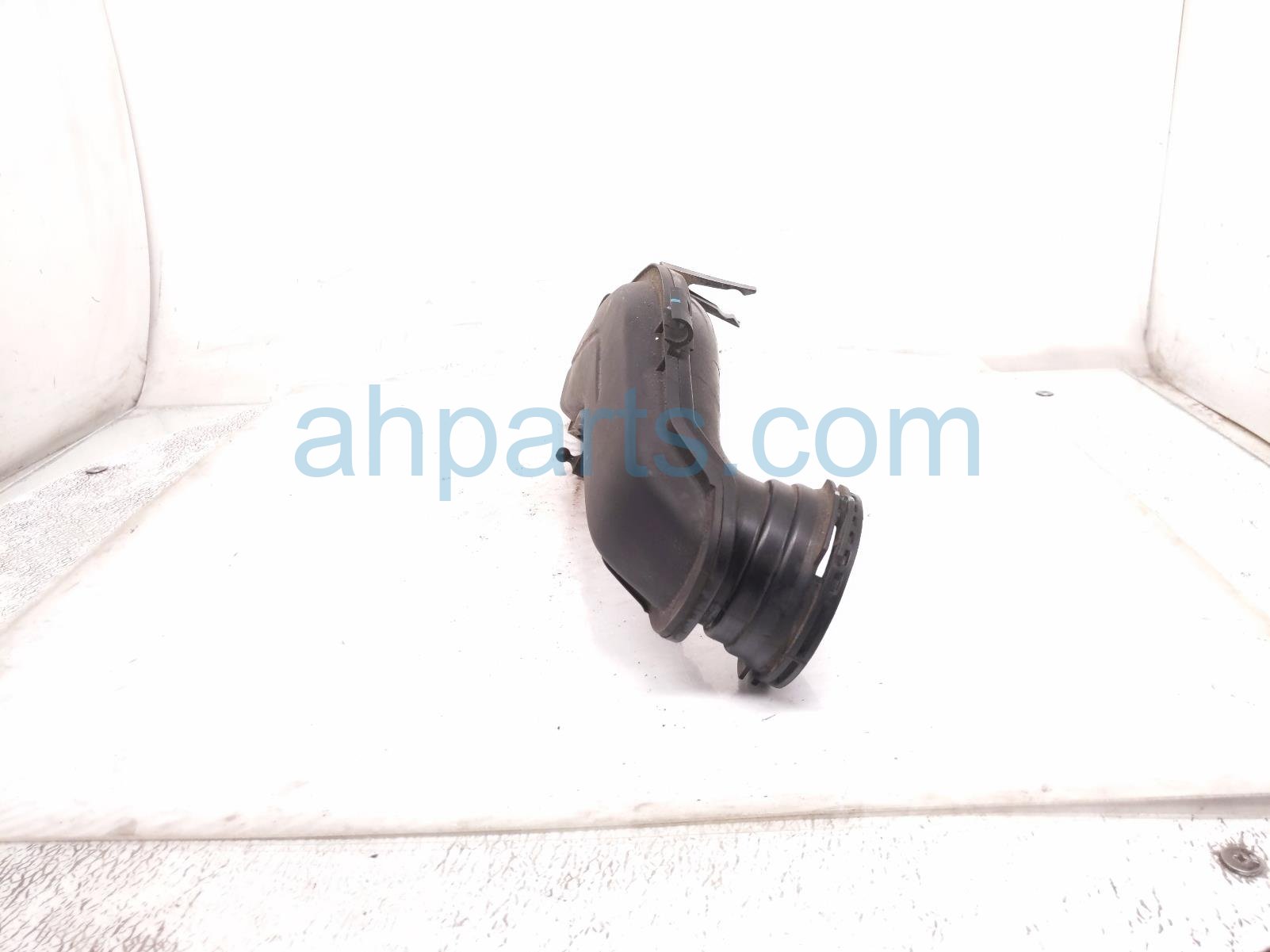 2023 Volkswagen Taos Intercooler Pipe 1.5t 05E 145 673 Q Replacement 2023 Volkswagen Taos Intercooler Pipe 1.5t 05E 145 673 Q Replacement thumbnail
