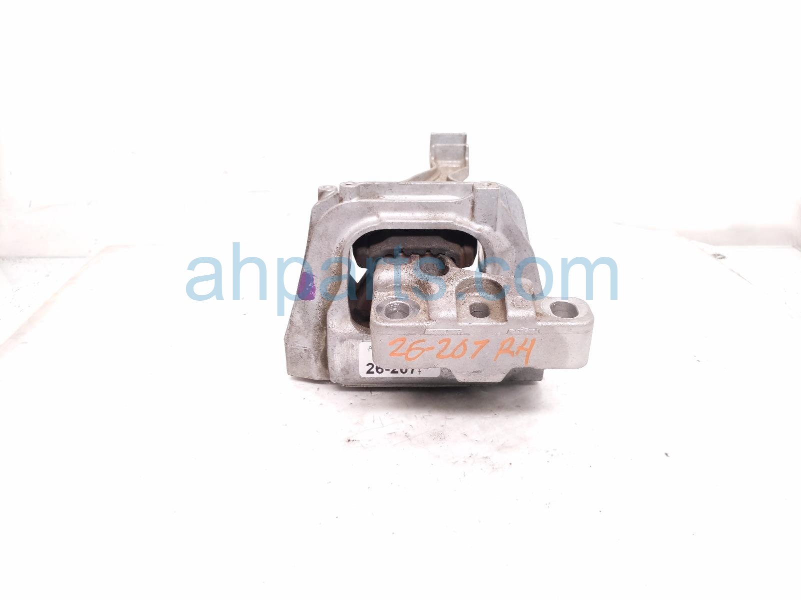 2023 Volkswagen Taos Engine/motor Passenger Side Engine Mount 1.5t Fwd 5WA 199 262 S Replacement 2023 Volkswagen Taos Engine/motor Passenger Side Engine Mount 1.5t Fwd 5WA 199 262 S Replacement thumbnail