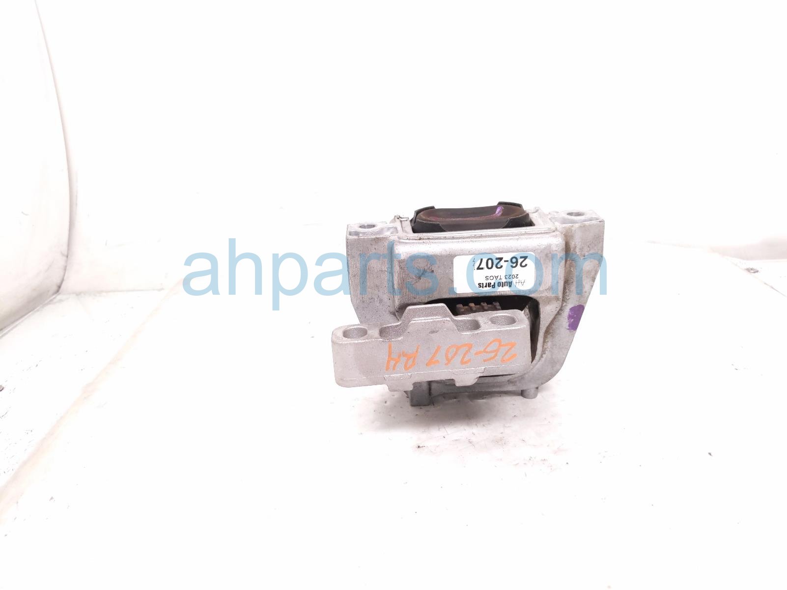 2023 Volkswagen Taos Engine/motor Passenger Side Engine Mount 1.5t Fwd 5WA 199 262 S Replacement 2023 Volkswagen Taos Engine/motor Passenger Side Engine Mount 1.5t Fwd 5WA 199 262 S Replacement thumbnail